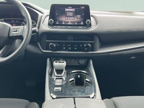 Certified 2025 Nissan Rogue S FWD image 22
