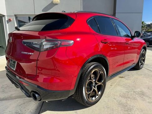 New 2025 Alfa Romeo Stelvio Sprint image 3