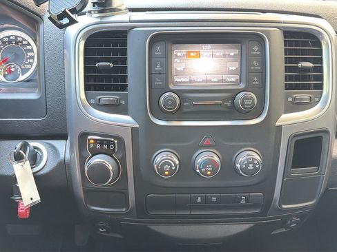Used 2024 RAM 1500 Warlock RWD image 13