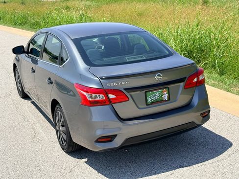 Used 2018 Nissan Sentra S FWD image 13