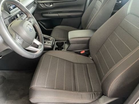 Used 2025 Honda CR-V Sport image 18