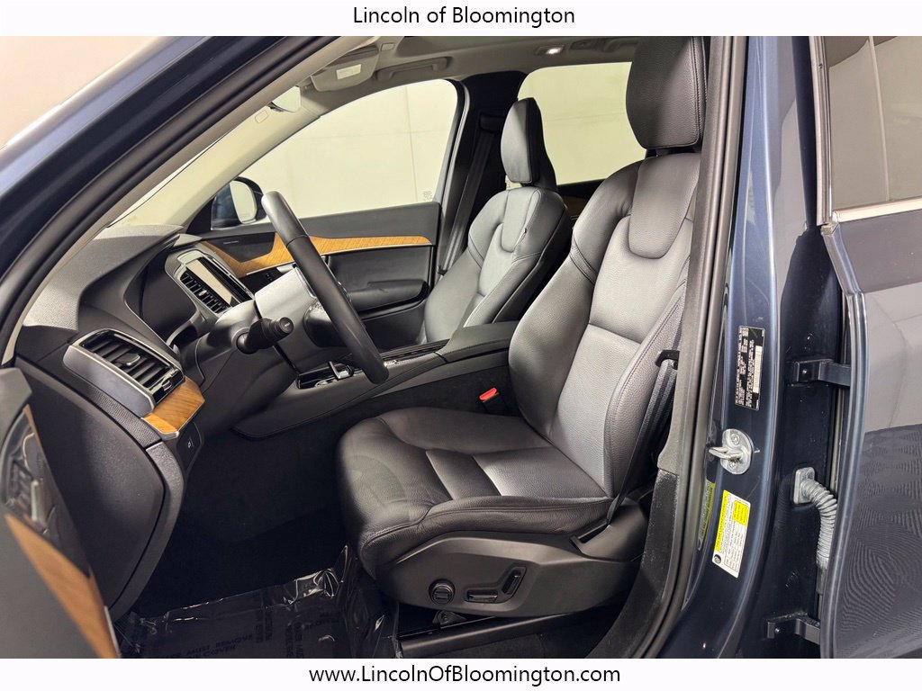 Used 2024 Volvo XC90 B6 Plus AWD/4WD image 17