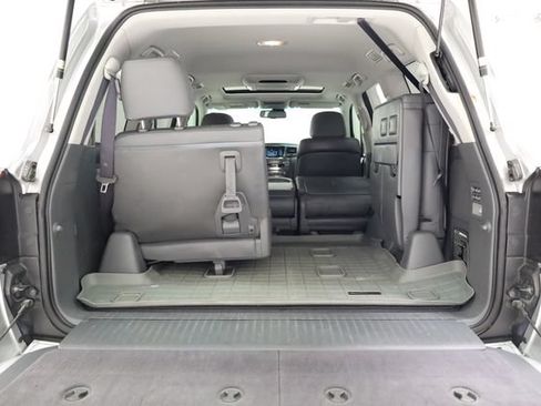 Used 2009 Lexus LX 570 4WD image 37