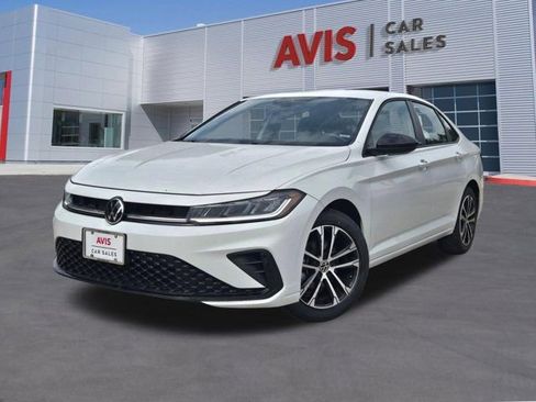 Used 2025 Volkswagen Jetta Sport FWD image 1