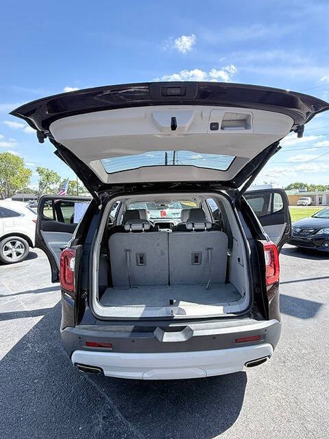 Used 2020 GMC Acadia SLT FWD image 17