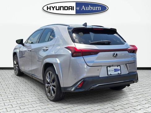 Used 2023 Lexus UX 250h F Sport FWD image 9
