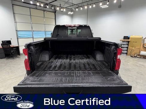 Used 2022 Chevrolet Silverado 2500 High Country w/ Z71 Off-Road Package image 7