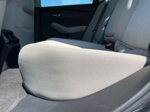 Certified 2025 Honda Accord LX image 38