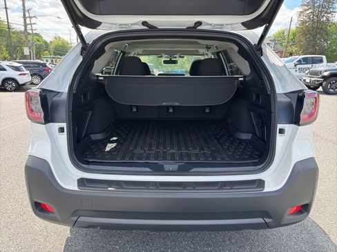 Used 2025 Subaru Outback Premium AWD/4WD image 8