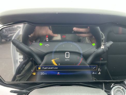 New 2026 Chevrolet Trax RS w/ Sunroof Package FWD image 15