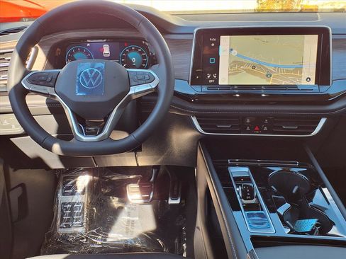 New 2026 Volkswagen Atlas SEL Premium R-Line AWD/4WD image 9