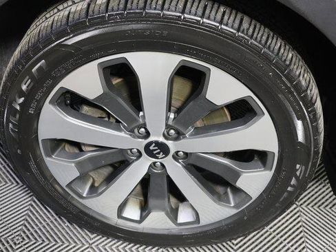 Used 2021 Kia Telluride S image 28