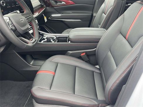 New 2026 Chevrolet Traverse RS image 12
