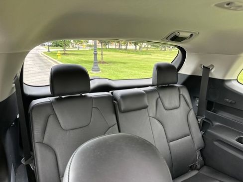 Certified 2021 Kia Telluride S FWD image 18