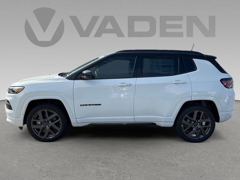 New 2025 Jeep Compass Limited w/ High Altitude Package image 4