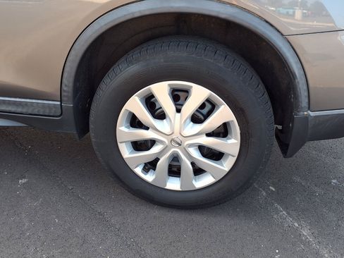 Used 2018 Nissan Rogue S FWD image 20