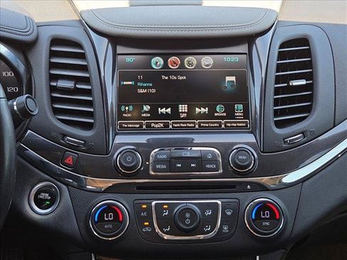 Used 2019 Chevrolet Impala Premier FWD image 12
