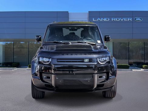 Used 2024 Land Rover Defender 110 X image 2