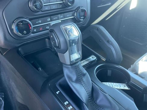 New 2025 Ford Bronco Outer Banks w/ Sasquatch Package image 10