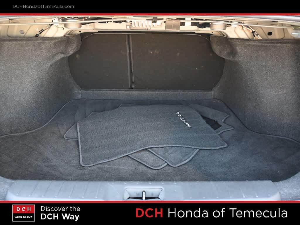 Used 2024 Nissan Sentra SR w/ SR Premium Package FWD image 23