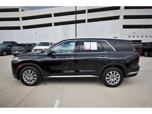 Certified 2025 Hyundai Palisade SEL FWD image 5