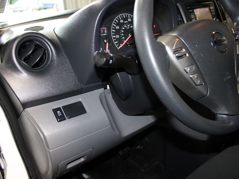 Used 2019 Nissan NV200 S w/ Cruise Control Package FWD image 18