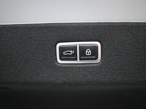 Used 2024 Hyundai Ioniq 6 SEL image 22