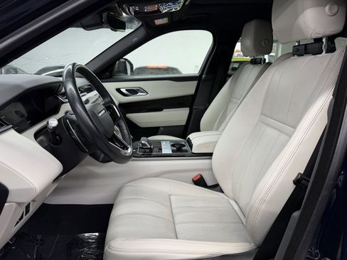 Used 2023 Land Rover Range Rover Velar R-Dynamic S image 18