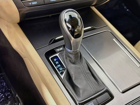 Used 2016 Hyundai Genesis 3.8 RWD image 17