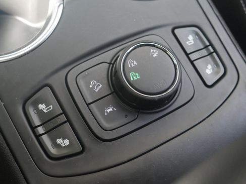 Used 2024 GMC Terrain SLE w/ Driver Convenience Package AWD/4WD image 15