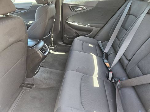 Used 2025 Chevrolet Malibu LT FWD image 23