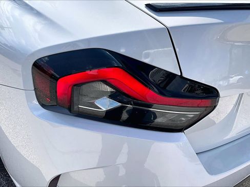 Used 2025 BMW 230i Coupe w/ M Sport Package image 29