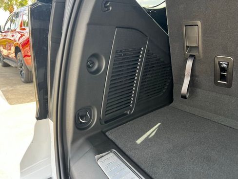 New 2026 Chevrolet Tahoe RST image 36