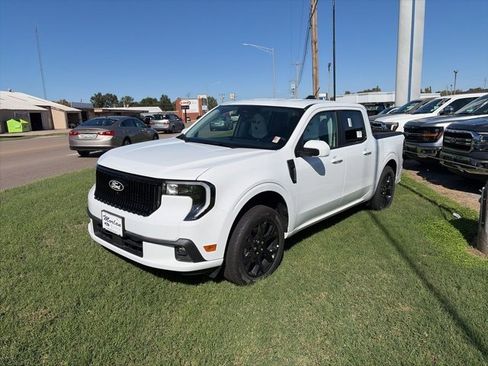 New 2025 Ford Maverick Lobo image 2