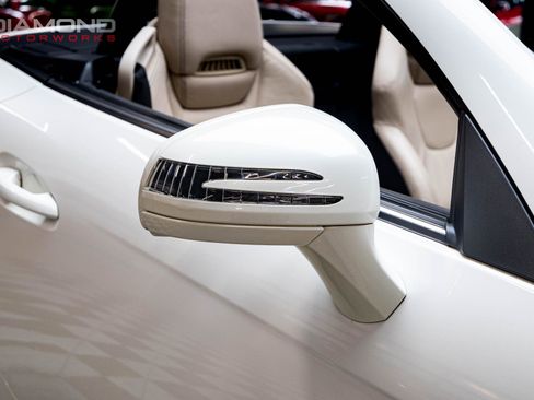 Used 2012 Mercedes-Benz SLK 350 image 27