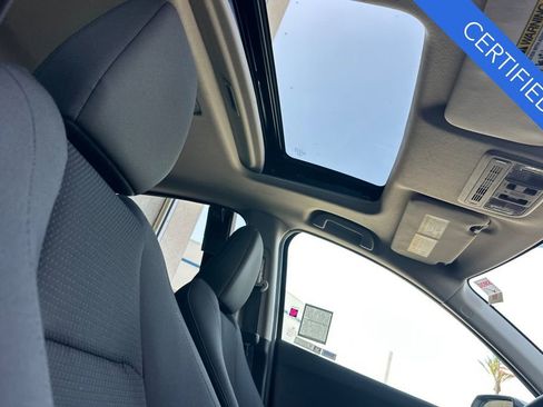 Certified 2022 Honda HR-V EX image 18