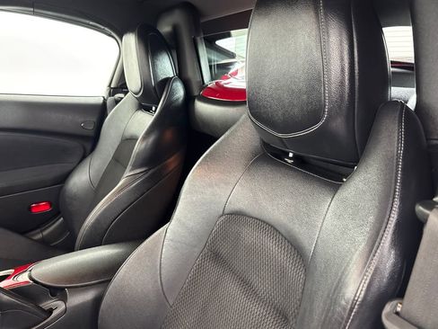 Used 2015 Nissan 370Z Touring Sport image 11