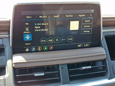 Used 2021 Chevrolet Tahoe High Country w/ Premium Package image 18