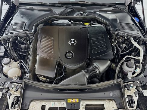 Used 2023 Mercedes-Benz C 300 Sedan image 10