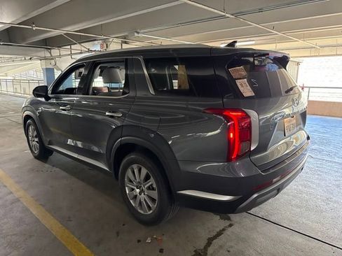 Used 2025 Hyundai Palisade SEL FWD image 4