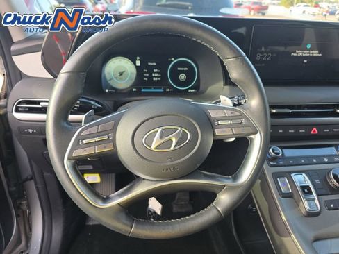 Used 2024 Hyundai Palisade SEL w/ Premium Package FWD image 6