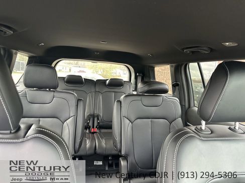 New 2026 Jeep Grand Cherokee L Limited AWD/4WD image 25