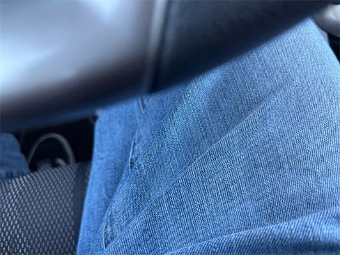 Used 2015 Chevrolet Sonic LT image 35