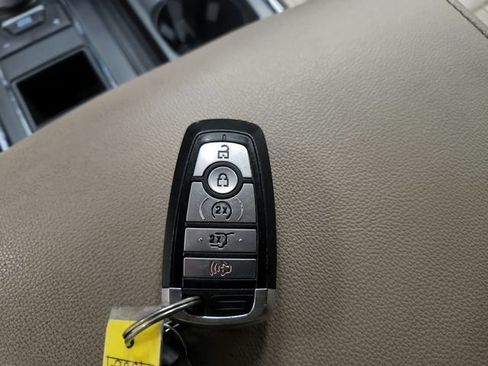 Used 2023 Ford Expedition Max XLT RWD image 43