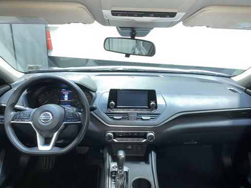 Used 2021 Nissan Altima 2.5 S image 9