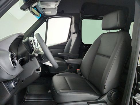 New 2026 Mercedes-Benz Sprinter 2500 image 7