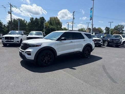 Certified 2023 Ford Explorer ST-Line w/ Class IV Trailer Tow Package AWD/4WD image 3