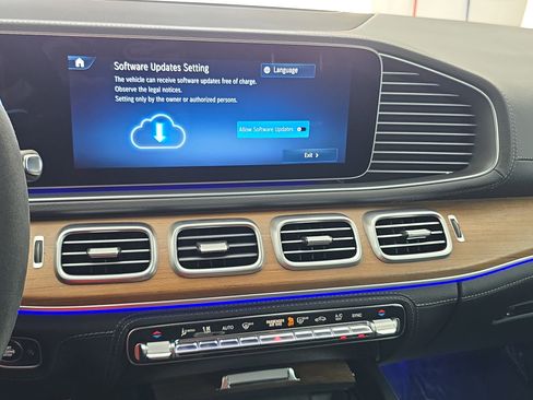 Used 2024 Mercedes-Benz GLE 53 AMG 4MATIC Coupe image 20