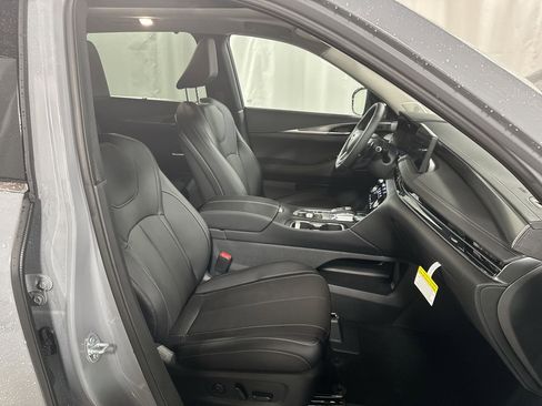 Certified 2026 INFINITI QX60 Luxe w/ Cargo Package image 32