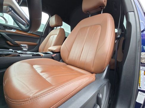 Used 2022 Audi Q5 2.0T Premium image 19